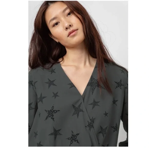 Rails Hillary Charcoal Cheetah Stars Faux Wrap Blouse Top - Picture 3 of 7